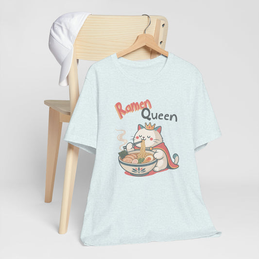 Ramen Queen Cute Cat Eating Ramen T-Shirt