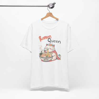 Ramen Queen Cute Cat Eating Ramen T-Shirt