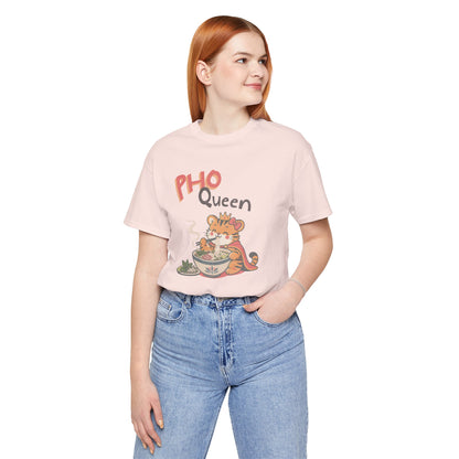 Pho Queen Cute Tiger Eating Pho T-shirt