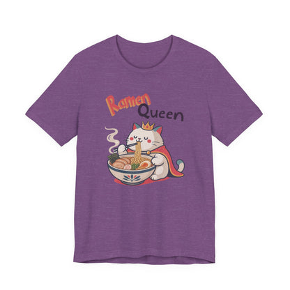 Ramen Queen Cute Cat Eating Ramen T-Shirt