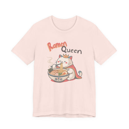 Ramen Queen Cute Cat Eating Ramen T-Shirt